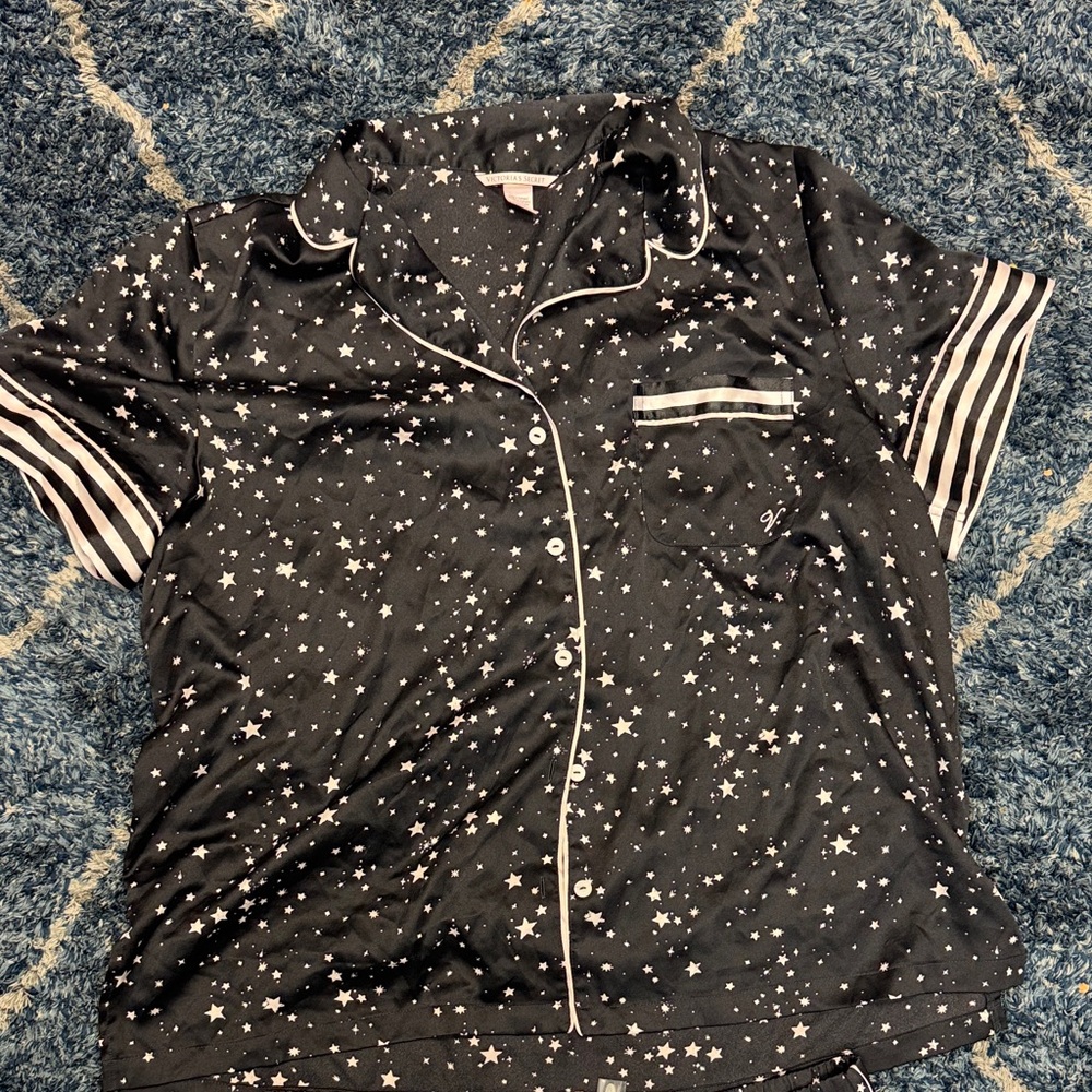 New Victoria's Secret size Large Black Stars loungewear Pajama Set - Picture 3 of 15